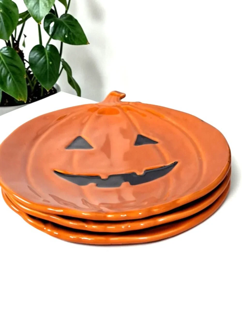 Pottery Barn set pottery